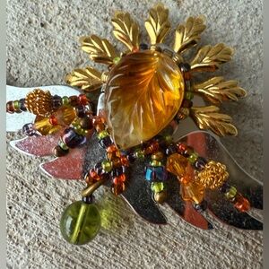 LizTech Artisan Wing & Leaf Pin – Amber Centerpiece Angel Wings